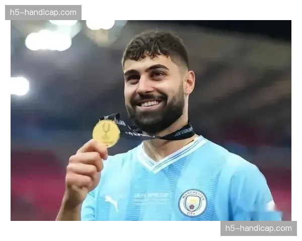 特写:格瓦迪奥尔门线解围后振臂怒吼,守护曼城晋级希望 特写:格瓦迪奥尔门线解围后振臂怒吼,守护曼城晋级希望