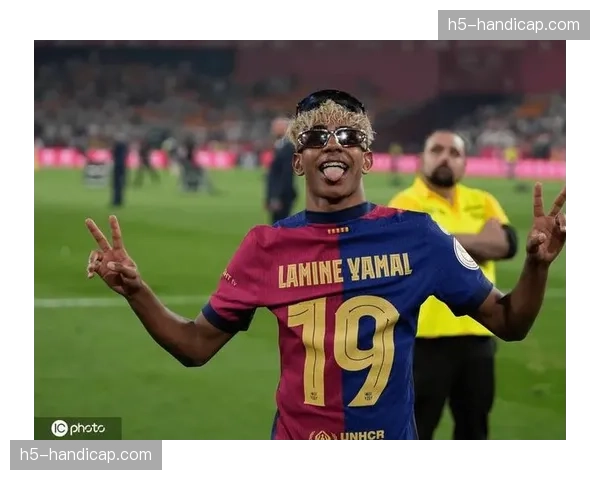 罗马诺:巴萨与小将亚马尔续约至2030年,解约金高达10亿欧元 罗马诺:巴萨与小将亚马尔续约至2030年,解约金高达10亿欧元